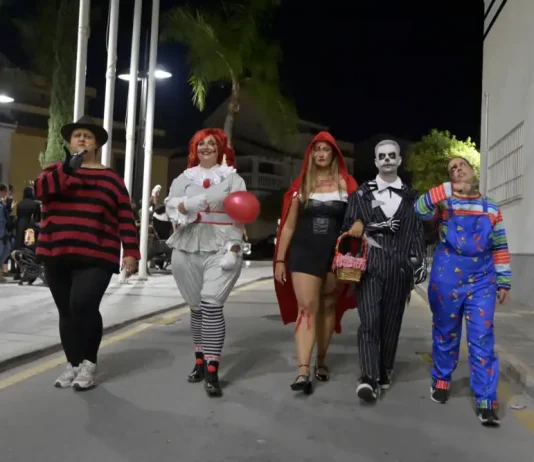 Multitudinaria celebración de Halloween en la Casa de la Juventud