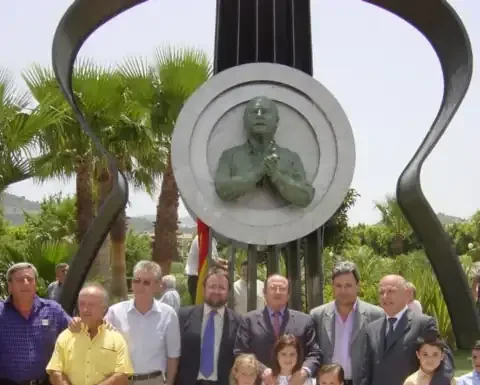 El Ayuntamiento decreta un día de luto oficial por el fallecimiento de Fosforito