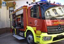 Un incendio en una vivienda de Alhaurín de la Torre, originado en la chimenea, provoca importantes daños materiales y emocionales