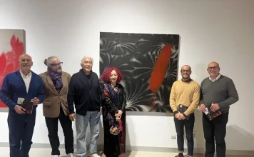 La fuerza simbólica de la pintura de Bian Jing llega a El Portón