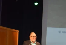 El alcalde pide máxima coordinación entre los municipios y el "liderazgo" de la Junta de Andalucía para aumentar las oportunidades de crecimiento del área metropolitana y la comarca del Guadalhorce