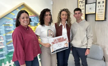 Fedelhorce entrega sus premios por la campaña del Día del Padre