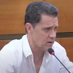 VOX denuncia la actitud “caciquil y dictatorial” del alcalde del PP tras expulsar a su portavoz del Pleno del 8M en Alhaurín de la Torre VOX denuncia la actitud “caciquil y dictatorial” del alcalde del PP tras expulsar a su portavoz del Pleno del 8M en Alhaurín de la Torre