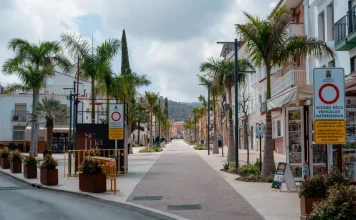 Finalizan las obras de remodelación y peatonalización de la avenida de España de Alhaurín de la Torre