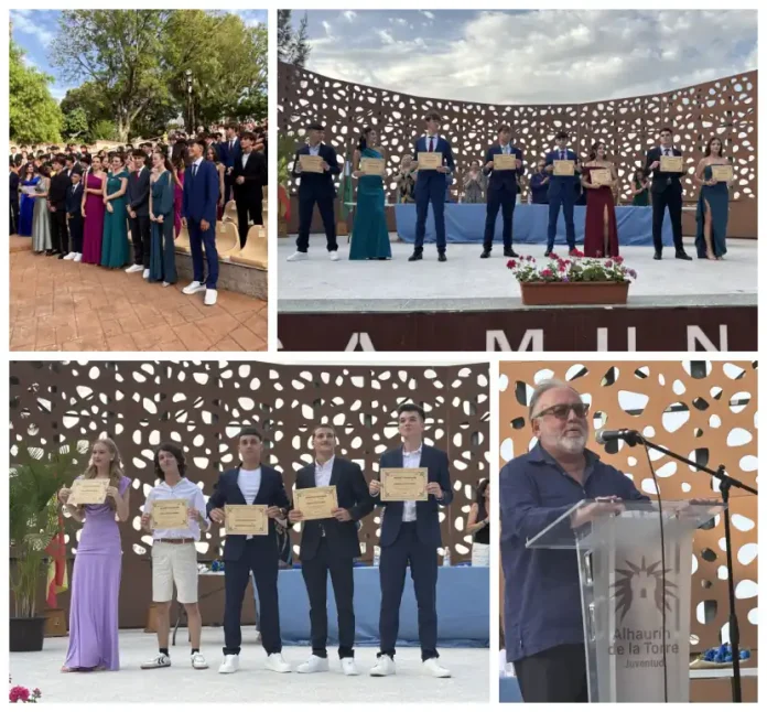 El IES Capellanía celebra la graduación de su alumnado de 4° de la ESO El IES Capellanía celebra la graduación de su alumnado de 4° de la ESO