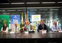 Una zambullida imprudente puede cambiar una vida para siempre: la Junta alerta del riesgo de saltar al agua sin comprobar la profundidad Una zambullida imprudente puede cambiar una vida para siempre: la Junta alerta del riesgo de saltar al agua sin comprobar la profundidad