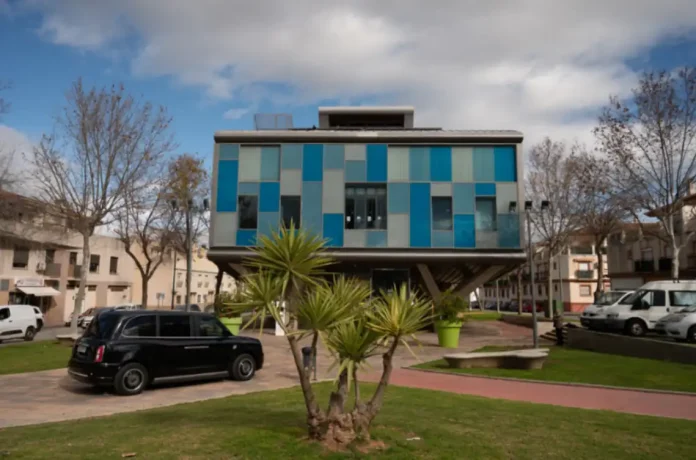 Alhaurín de la Torre acoge la presentación de proyectos del reto de movilidad inteligente impulsado por Vodafone y la Junta