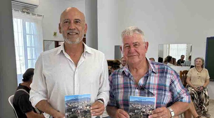 El escritor José Díaz Oliva presenta su novela ‘Periplo por Andalucía’ en la sede vecinal de Pueblo Cortijo