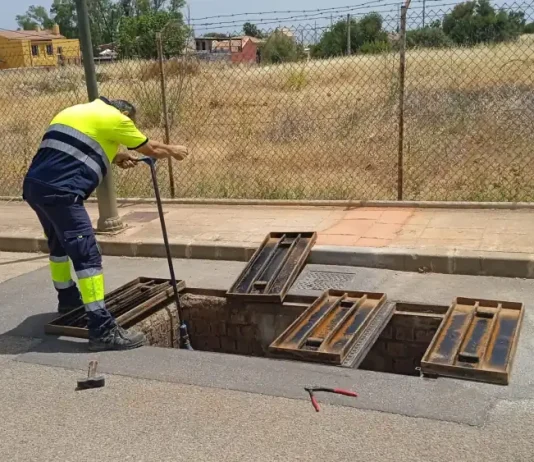 El Ayuntamiento trabaja para reparar una avería en el pozo de Los Caracolillos El Ayuntamiento trabaja para reparar una avería en el pozo de Los Caracolillos