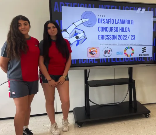La alumna de El Pinar Julia Doblas; Premio extraordinario de Bachillerato y una de las 50 mejores estudiantes de Andalucía