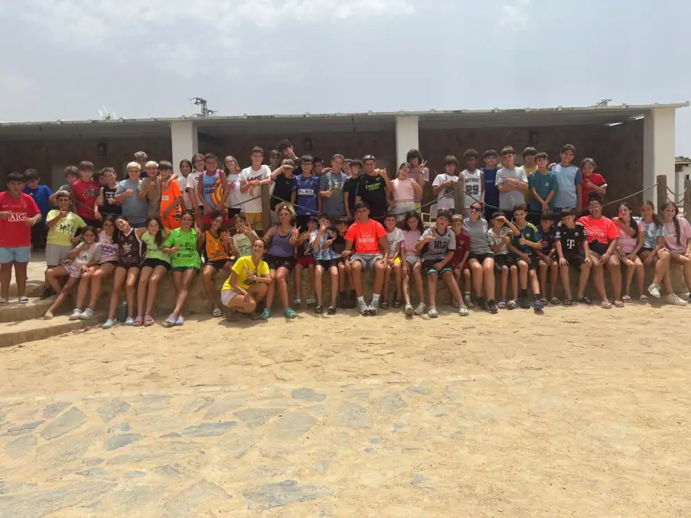 WhatsApp Image 2026-07-23 at 14.58.02_07_24_2026 Celebrado el primer turno del campamento de Juventud en Barbate