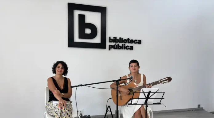 La Biblioteca Municipal acoge un encuentro que fusiona literatura y música   
