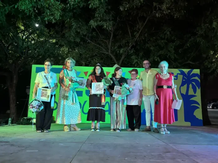 La verbena del Barrio Viejo reunió a vecinos y visitantes en honor a la Virgen del Carmen La verbena del Barrio Viejo reunió a vecinos y visitantes en honor a la Virgen del Carmen