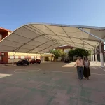 El alcalde visita el campamento para jóvenes con discapacidad El alcalde visita el campamento para jóvenes con discapacidad