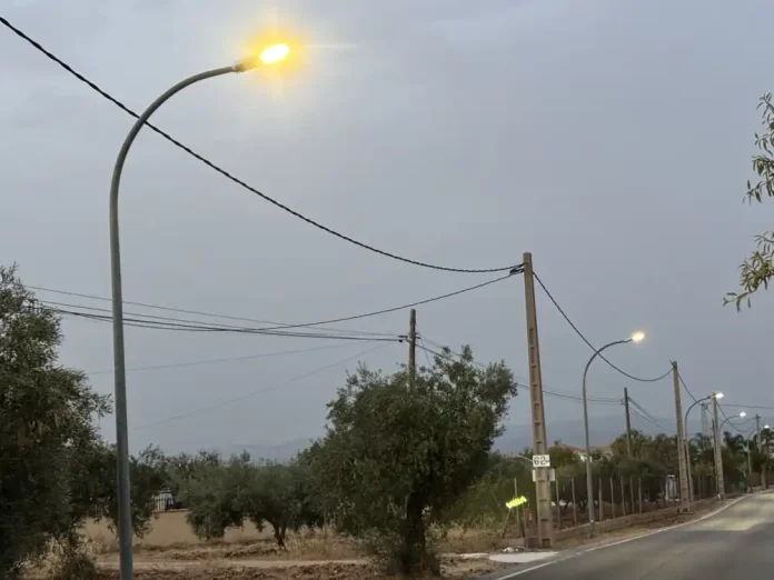 La Alquería estrena mejoras en la iluminación y en su sede vecinal   