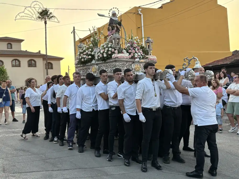 Santa Ana vuelve a demostrar un año más su tirón popular en La Alquería