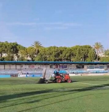 El Ayuntamiento mejora la superficie de juego de los campos de fútbol y las pistas de pádel El Ayuntamiento mejora la superficie de juego de los campos de fútbol y las pistas de pádel