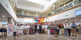 El Hospital Clínico de Málaga se viste de feria para pacientes y profesionales El Hospital Clínico de Málaga se viste de feria para pacientes y profesionales