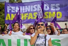 IU Málaga denuncia que Moreno Bonilla pone en riesgo la vida de las mujeres al entregar a Vox la valoración de víctimas de violencia machista IU Málaga denuncia que Moreno Bonilla pone en riesgo la vida de las mujeres al entregar a Vox la valoración de víctimas de violencia machista