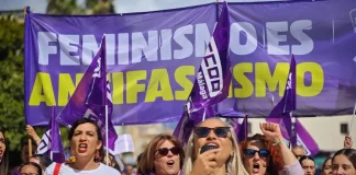 IU Málaga denuncia que Moreno Bonilla pone en riesgo la vida de las mujeres al entregar a Vox la valoración de víctimas de violencia machista 