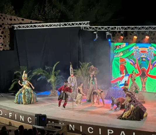 ‘El Rey de la Selva’ triunfa en la segunda velada del Portón del Teatro