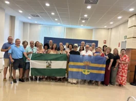 El alcalde recibe a un grupo de vecinos de Zapata que realizará nuevamente el Camino de Santiago