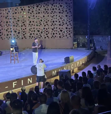 Las risas y el humor vuelven a llenar El Portón de la mano de Juan Amodeo Las risas y el humor vuelven a llenar El Portón de la mano de Juan Amodeo