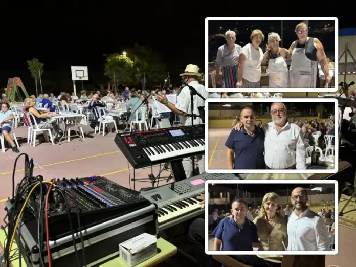 El alcalde comparte con la asociación de vecinos de El Romeral su cena de socios