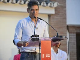 David Márquez apuesta por una política «con cabeza y con corazón» para mejorar la vida de los alhaurinos y las alhaurinas