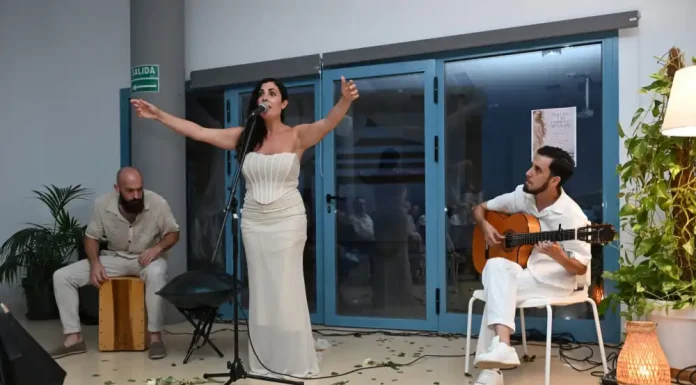 Rocío García y la Coral Santa Cecilia unen flamenco y música polifónica en un videoclip