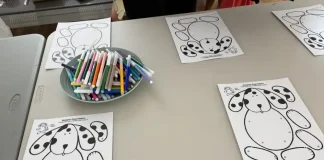 Un taller de títeres acerca a los más jóvenes a esta milenaria forma de expresión artística