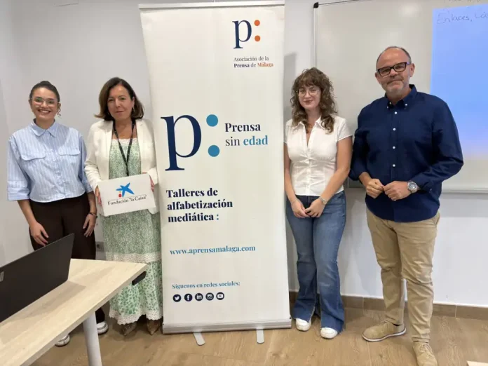 Finaliza con éxito un taller de alfabetización mediática dirigido a mayores Finaliza con éxito un taller de alfabetización mediática dirigido a mayores