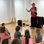 El Festival Titiritorre acoge un cuentacuentos como parte de su variado programa de actividades El Festival Titiritorre acoge un cuentacuentos como parte de su variado programa de actividades