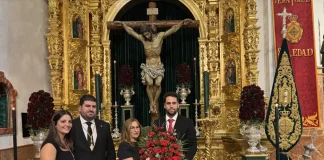 Los Verdes celebran la festividad de la Exaltación de la Cruz con una solemne misa Los Verdes celebran la festividad de la Exaltación de la Cruz con una solemne misa