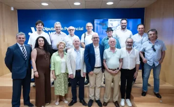 La Diputación de Málaga y Unicaja llevan 40 actuaciones a peñas flamencas de 32 municipios