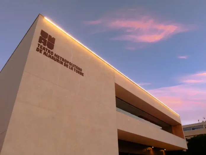 El nuevo Teatro Metropolitano entra en su recta final con las pruebas de iluminación El nuevo Teatro Metropolitano entra en su recta final con las pruebas de iluminación