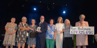Emotivo reconocimiento de Alhaurín de la Torre a María del Carmen Mestanza    