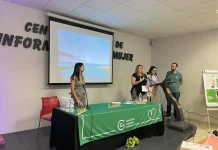 Alhaurín de la Torre acoge una charla sobre los cambios hormonales y cómo afrontarlos