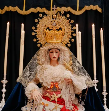 María Santísima de la Amargura protagoniza su solemne besamanos en la iglesia María Santísima de la Amargura protagoniza su solemne besamanos en la iglesia