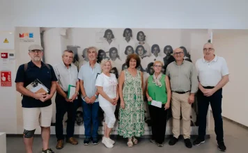 El MAE enseña a los mayores a transmitir la historia de la escuela