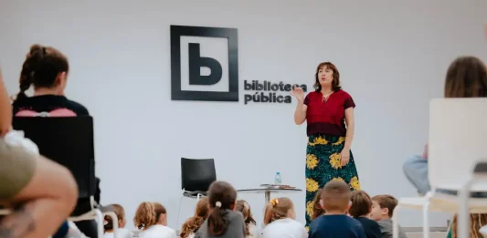 Ana Griot acerca en Alhaurín de la Torre las historias de miedo a los más pequeños     