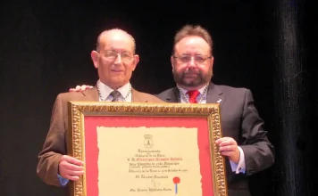 El Ayuntamiento decreta un día de luto oficial por Francisco Acosta, Hijo Adoptivo de la Villa