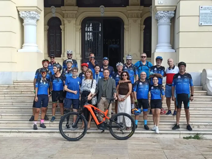 Alhaurín de la Torre se suma a la IV Jornada Ciclista Hospitalaria por el Día Mundial de las Personas Ostomizadas