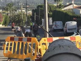 El Ayuntamiento acomete obras de mejora en la calle Río Genil de Los Manantiales El Ayuntamiento acomete obras de mejora en la calle Río Genil de Los Manantiales
