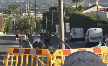 El Ayuntamiento acomete obras de mejora en la calle Río Genil de Los Manantiales El Ayuntamiento acomete obras de mejora en la calle Río Genil de Los Manantiales