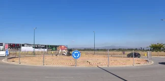 El Ayuntamiento mejora el cruce de la avenida de las Américas con Mercadona  